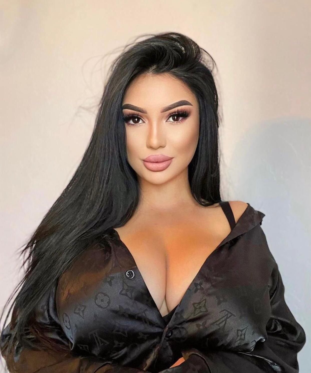 Side Stil Sahibi Bayan Escort Bayan Ayçin